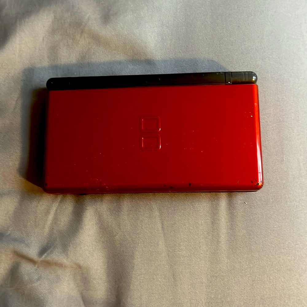 Nintendo DS lite